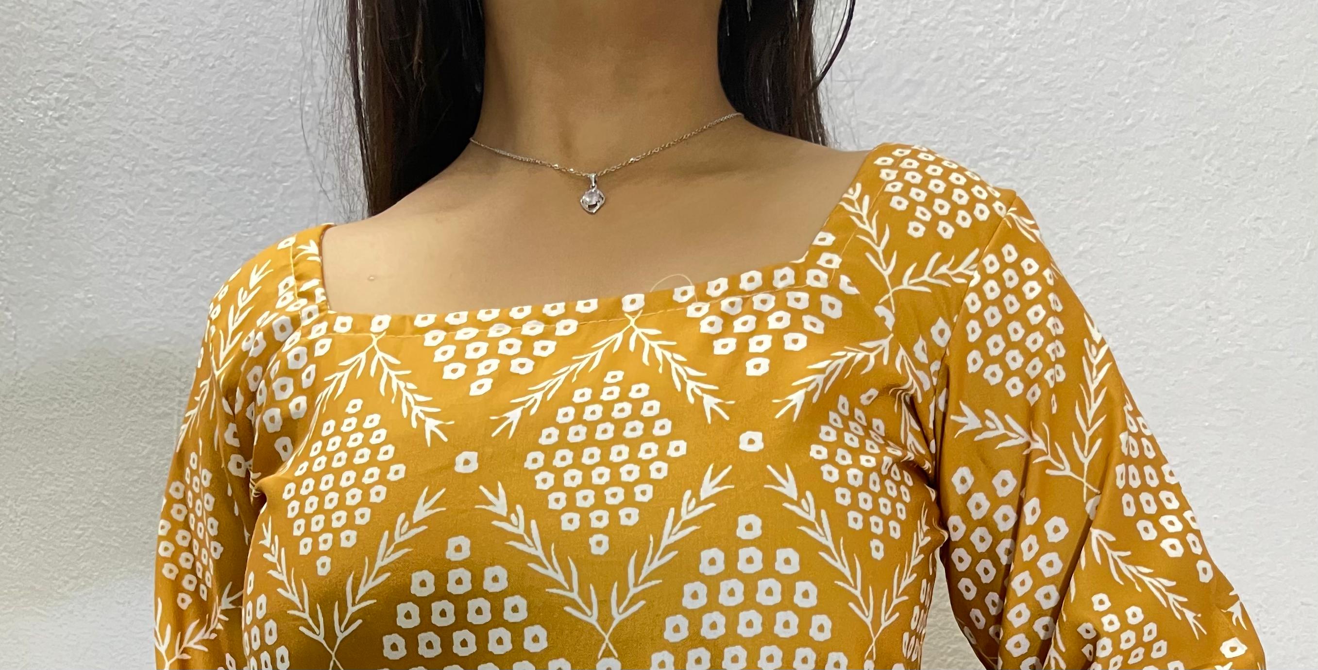 AVNI FLAT-NECK KURTI