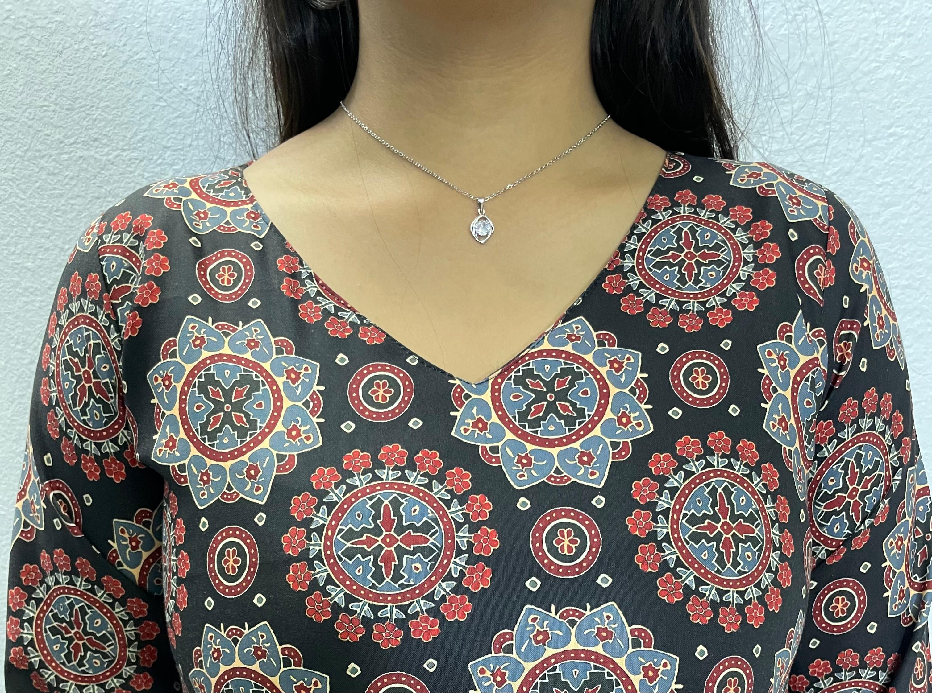 FALAK V-NECK KURTI