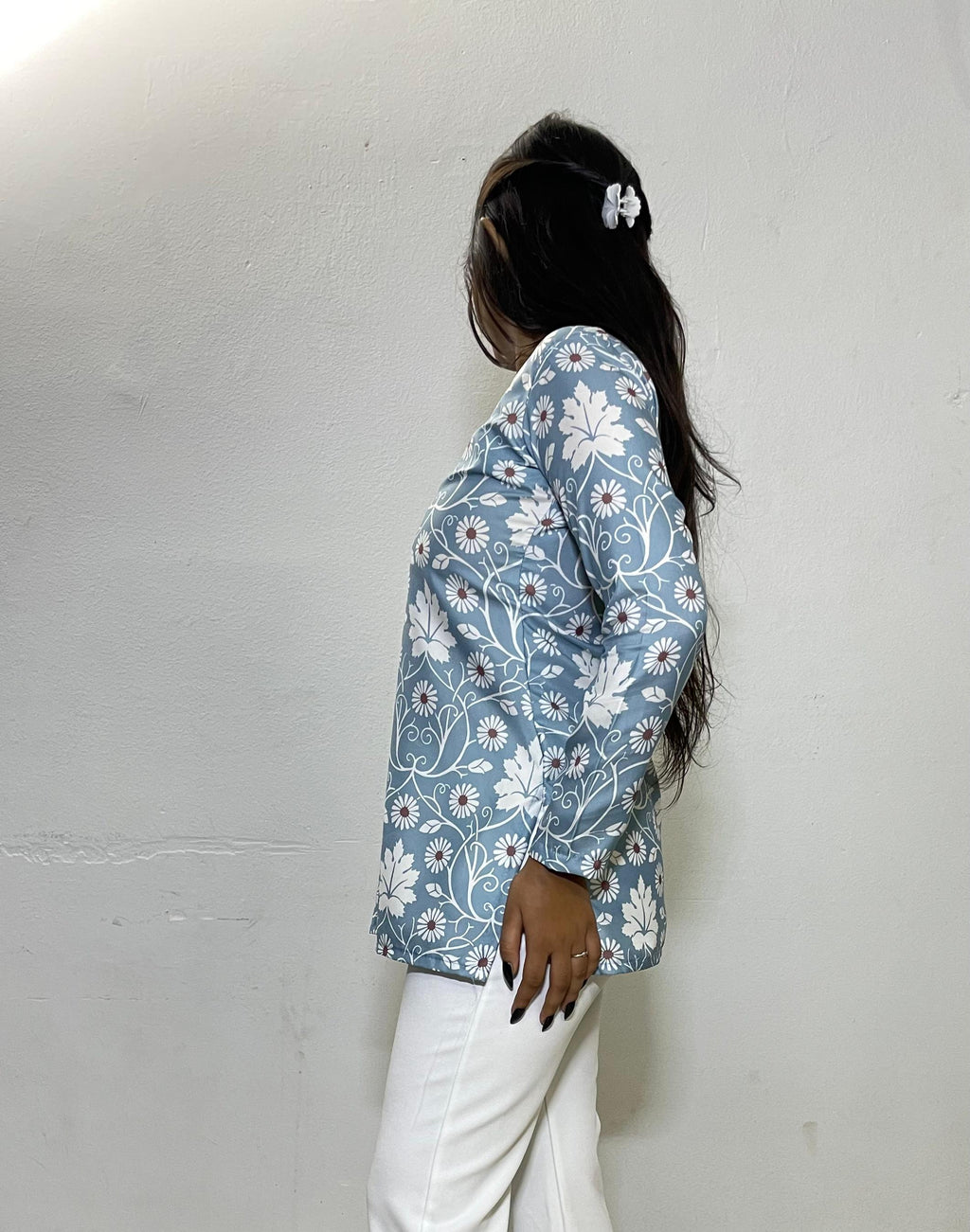 AASTHA- V-NECK KURTI