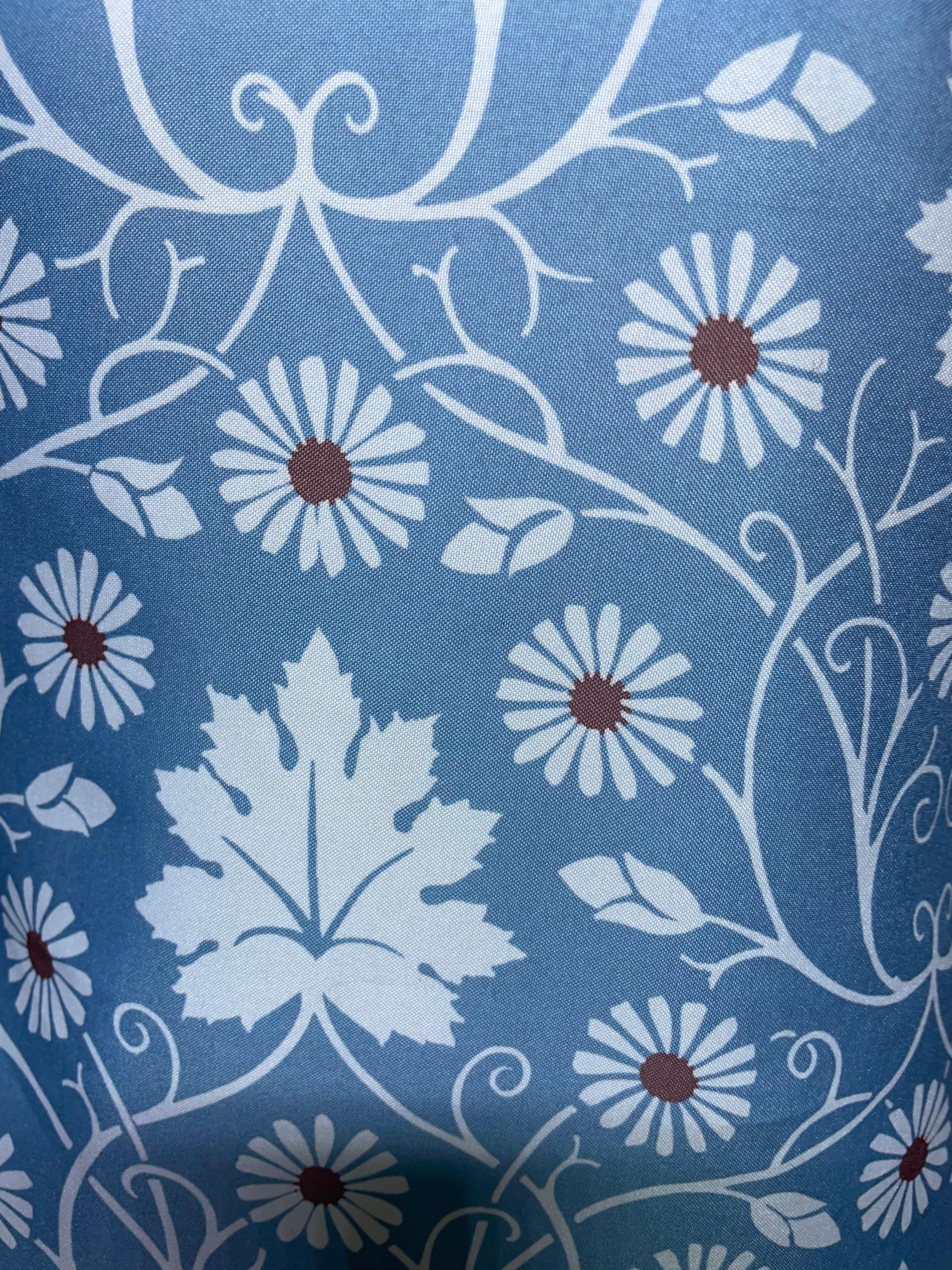 AASTHA- V-NECK KURTI