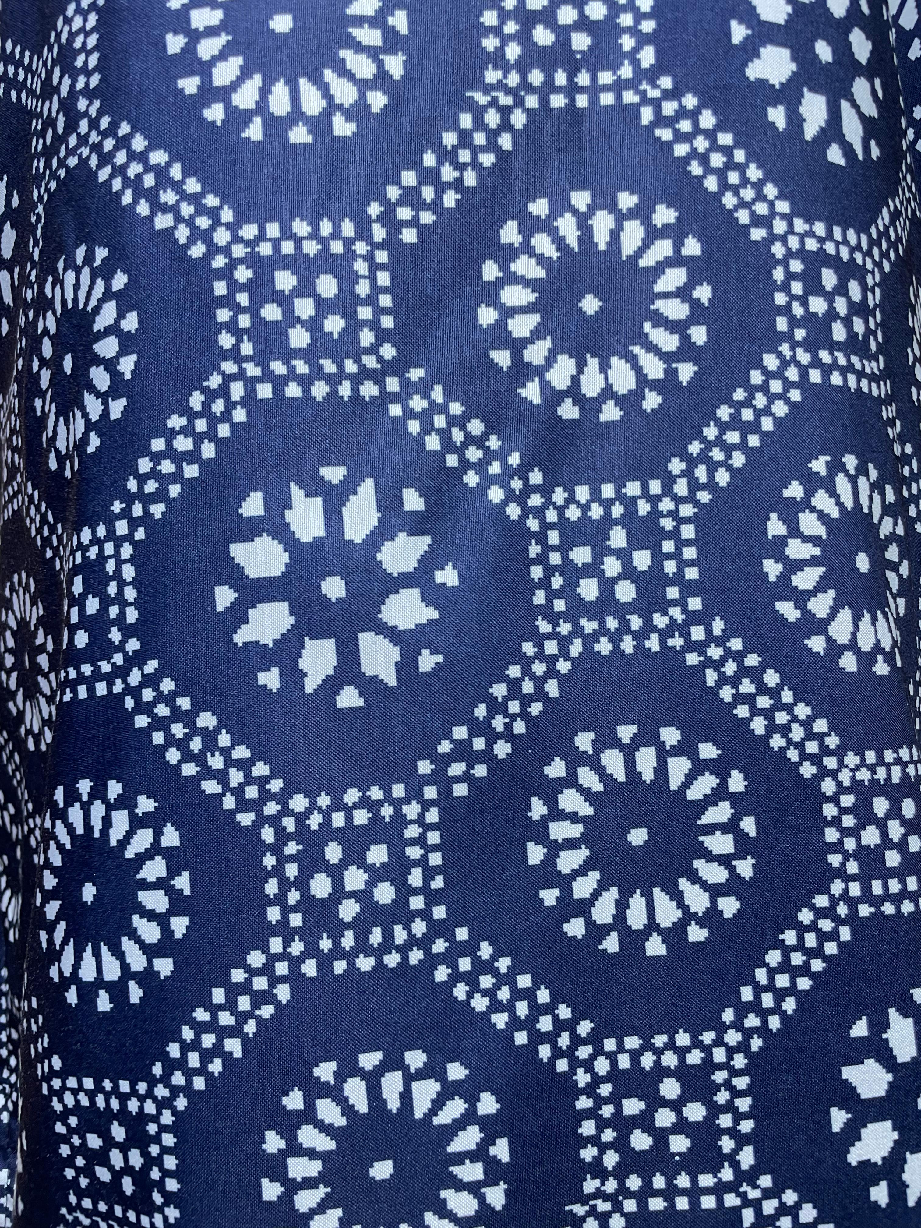 NAVYA FLAT-NECK KURTI