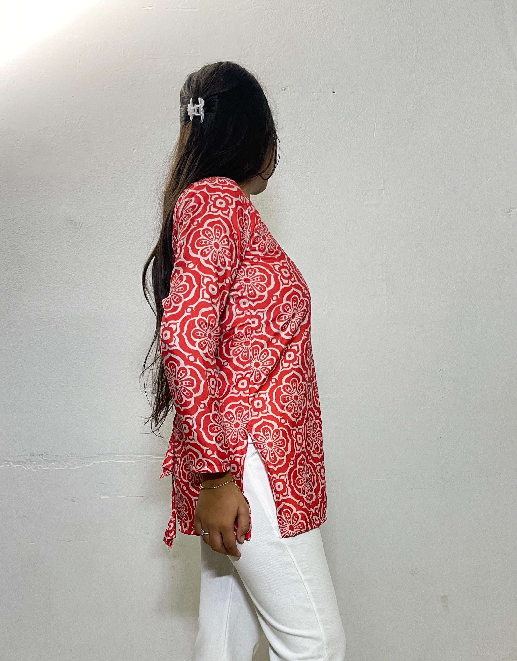 AASHVI FLAT-NECK KURTI